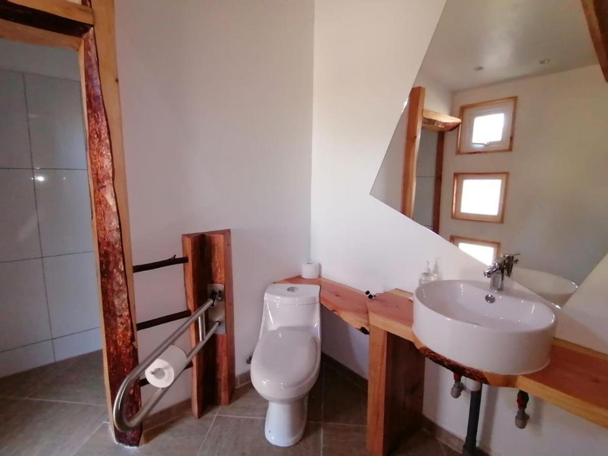 Hosteria De La Patagonia Chile Chico Bagian luar foto